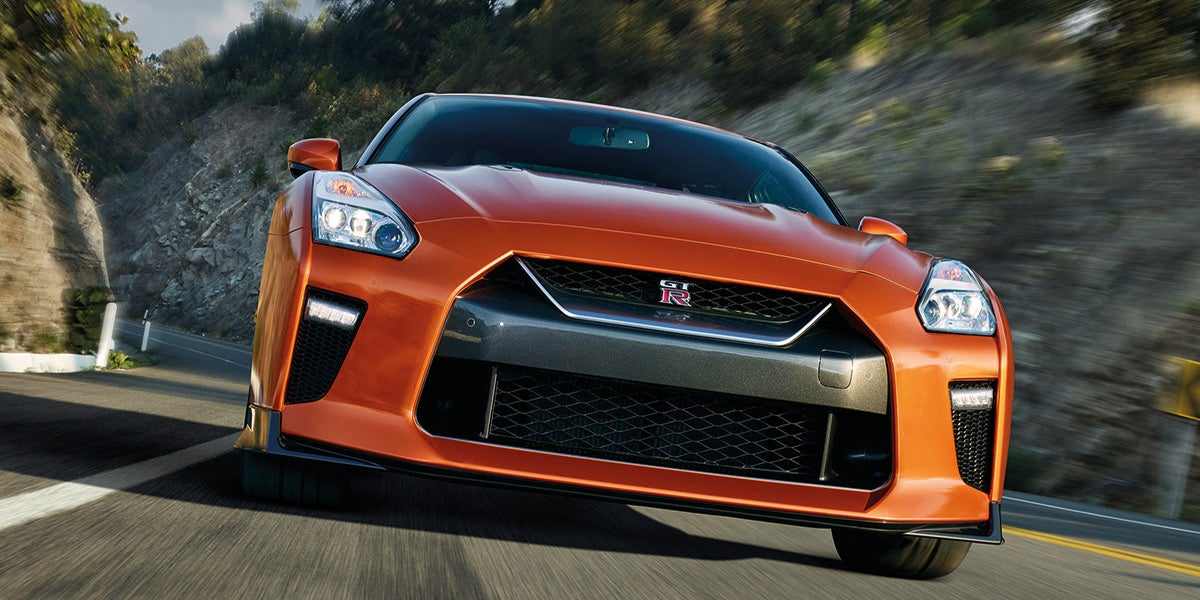 Nissan GT-R Exterior2