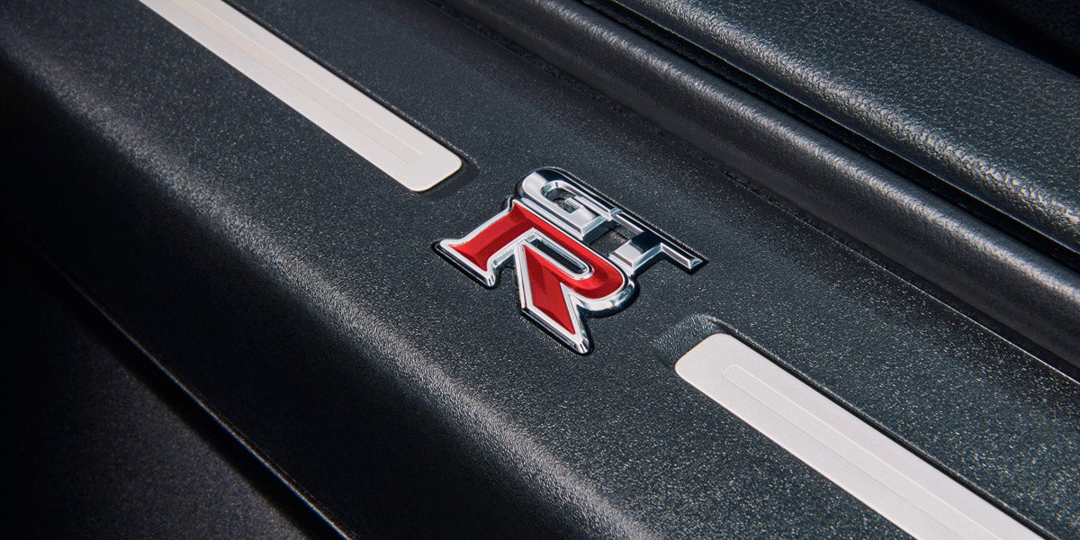 Nissan GT-R Interior2