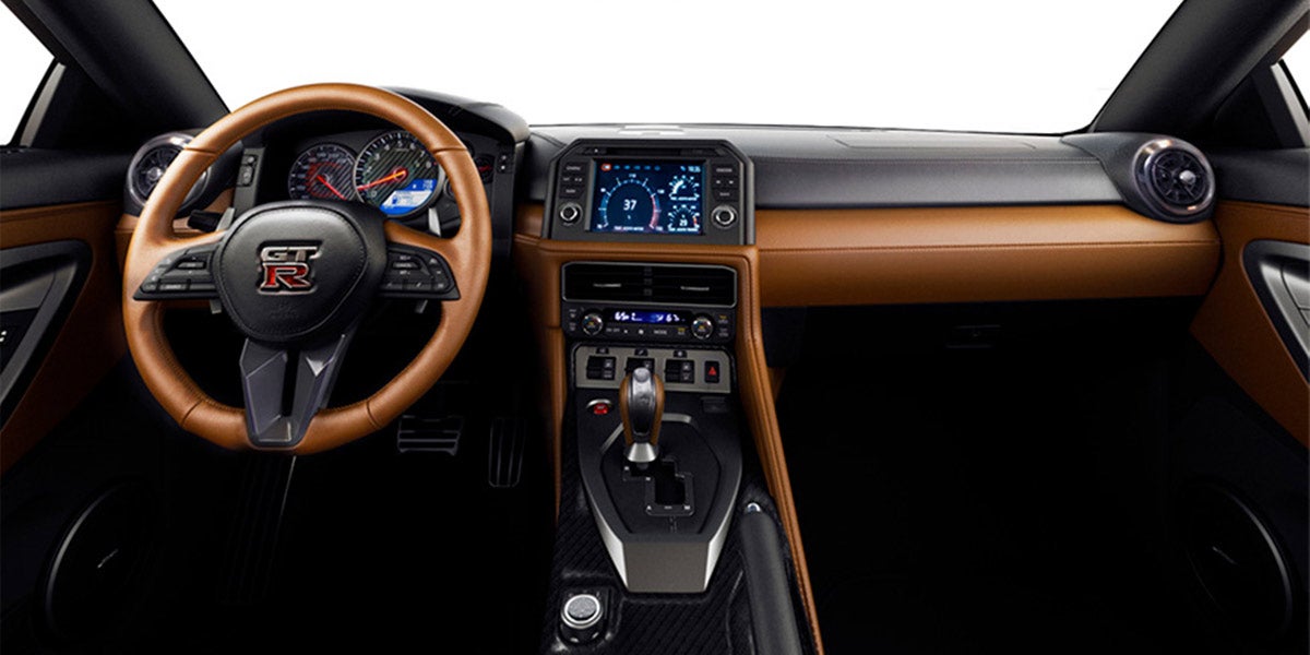 Nissan GT-R Interior7