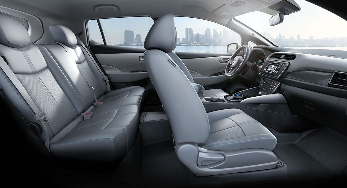 Nissan Leaf Interior6