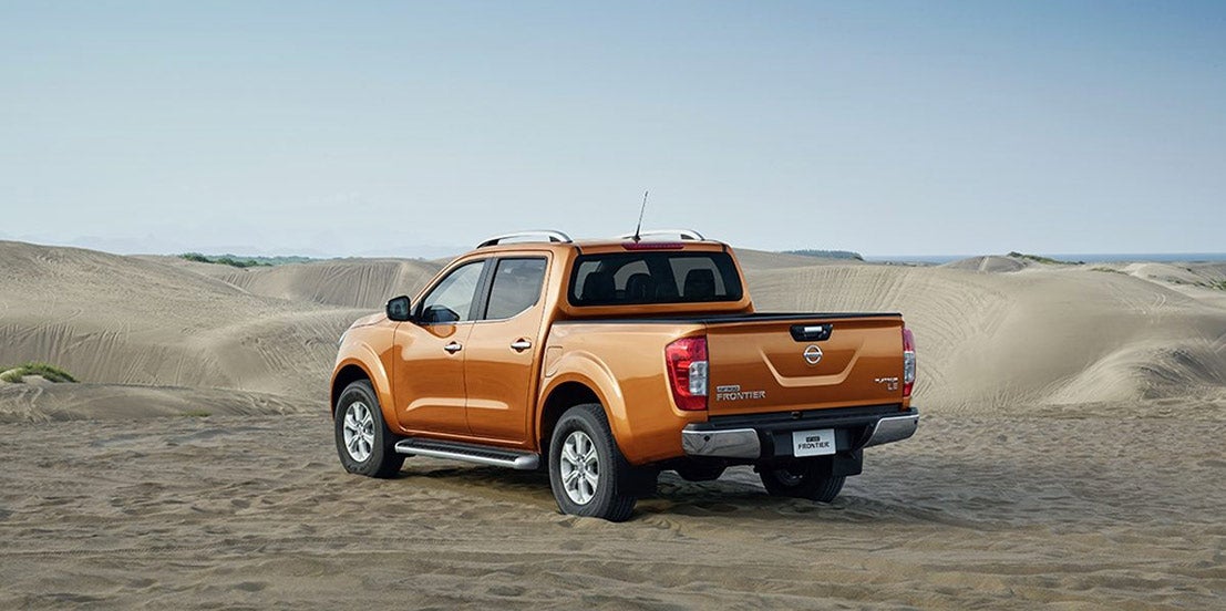 Nissan NP300 Frontier Exterior1